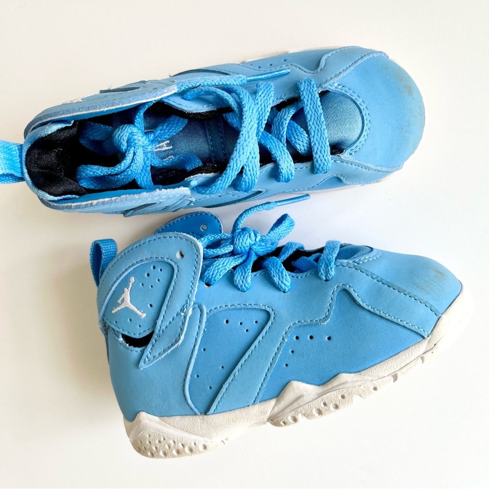Jordan 7 Retro Carolina Blue